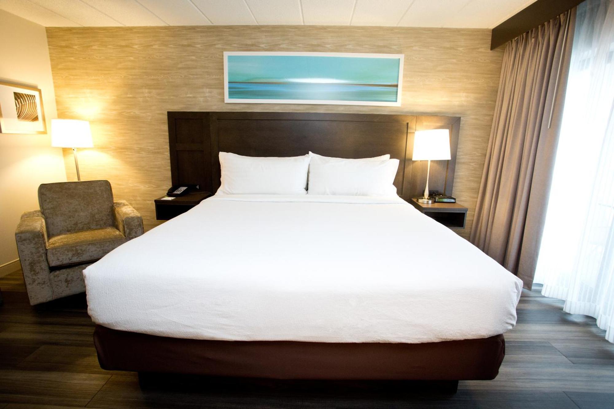 Holiday Inn Hotel Peterborough Waterfront By Ihg Exterior foto